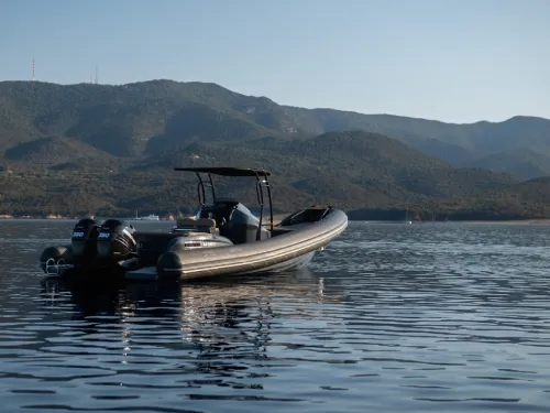 bateau a moteur fanal marine - corse - nautique - photographe corse