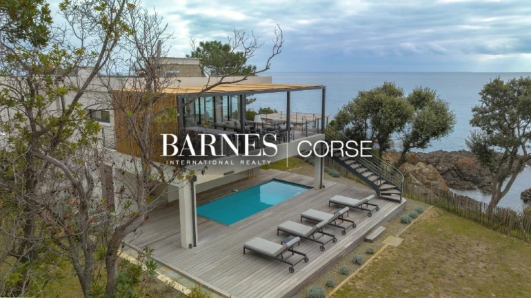 villa avec piscine - barnes corse - talbot agency